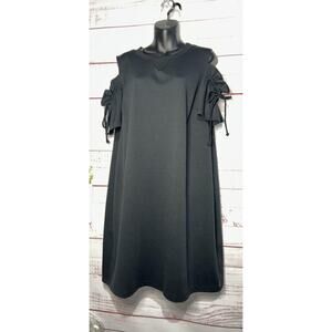 Women’s Be By Chetta B Cold Shoulder Little Black Dress Medium